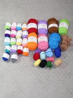 Lot of 20 Skeins NWT Mira Acrylic Yarn (6) 109Yds & (14) 27Yd plus partials